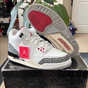Nike White Cement Air Jordan 3 - Size 8.5